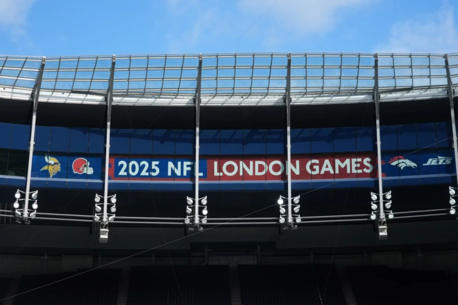 Vikings and Browns Fans Get Sad Ticketmaster Response After NFL London Mess