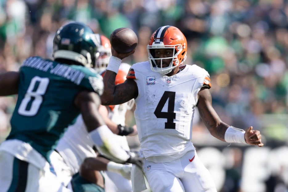 Cleveland Browns Could Be ‘Pretty Tempted’ to Turn to Deshaun Watson Soon
