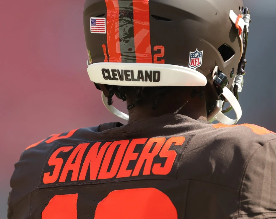Cleveland Browns Urged to Move On From Shedeur Sanders ‘The Sooner the Better’