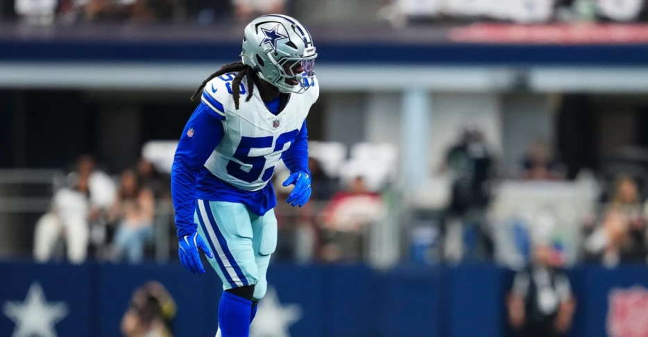 3 contracts the Cowboys should attempt to get done in season