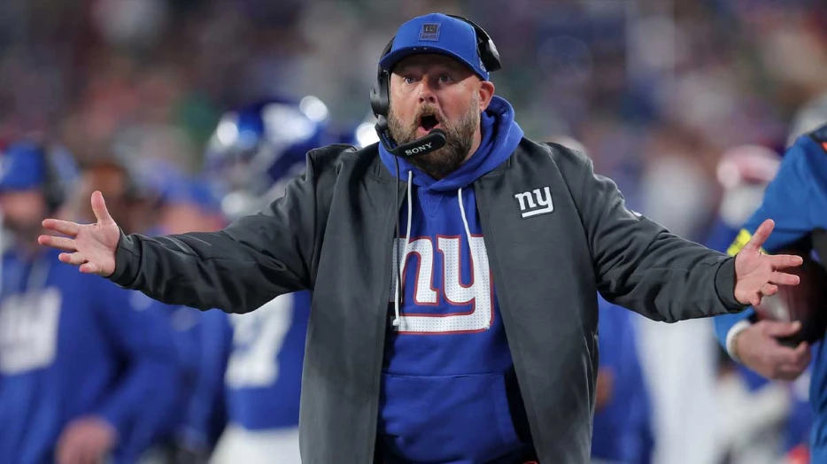 Brian Daboll apologized to Giants physician for outburst amid Jaxson Dart injury