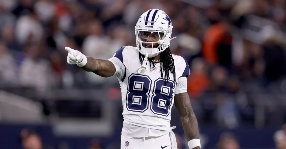 Cowboys news: CeeDee Lamb ramps up his recovery from injury