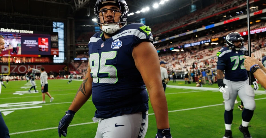 Seahawks promote Brandon Pili from practice squad to active roster