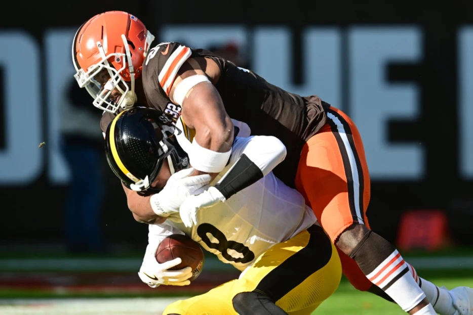 5 Bold Predictions for Browns-Steelers matchup