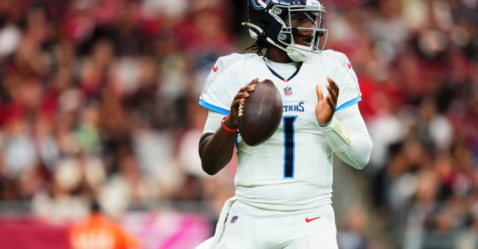 How has Titans rookie quarterback Cam Ward looked so far?