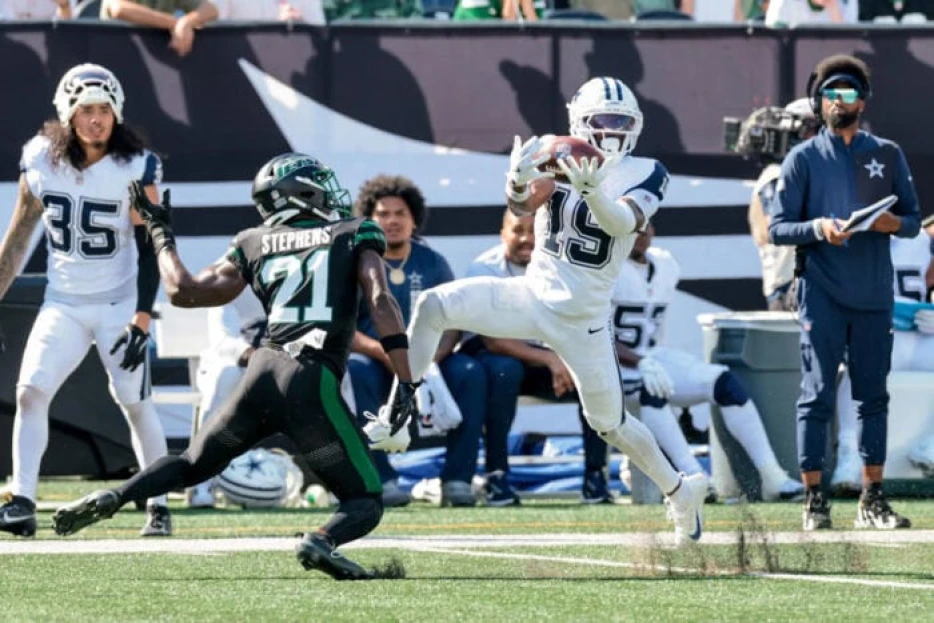 Ryan Flournoy is making a strong case for WR3 spot