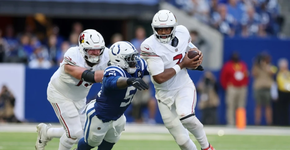 Colts capitalize on 3 red zone stops to rally in win over Cardinals