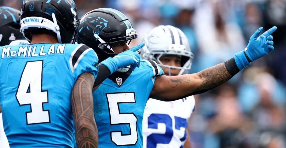 Cowboys defense hits new low as they fall to Panthers 30-27