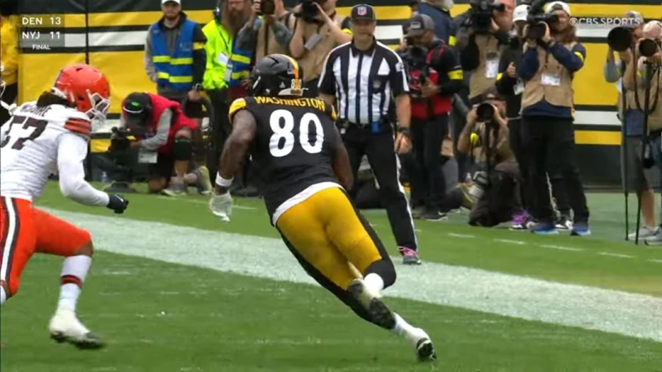 Darnell Washington’s ‘Made A Big Difference’ In Larger Role, Aaron Rodgers Says