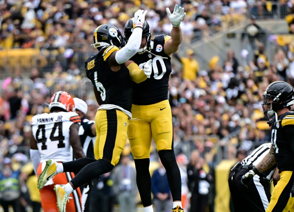 Defense Shuts Down Browns, Steelers Win 23-9