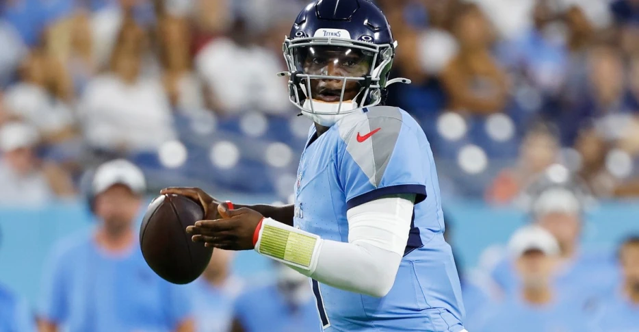 Raiders-Titans fan chat