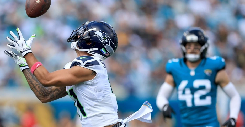 Seahawks vs. Jaguars 2nd half live discussion: Seattle leads on the road