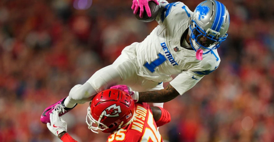 Detroit Lions Week 6 snap counts: Base D leads to tough tasks for LBs