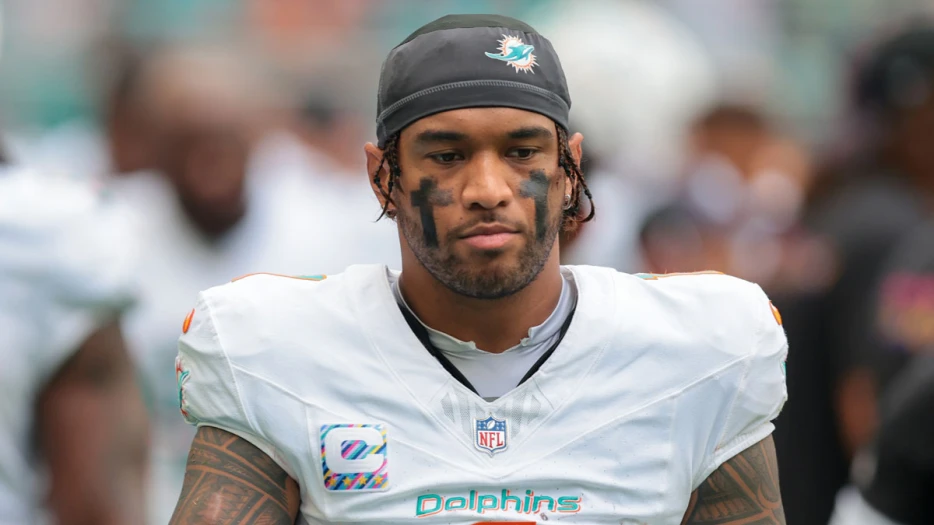 Dolphins’ Tua Tagovailoa blasted by former players after calling out teammates
