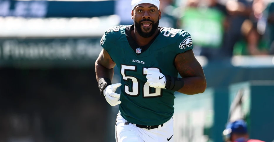 Former Browns DE announces shocking retirement