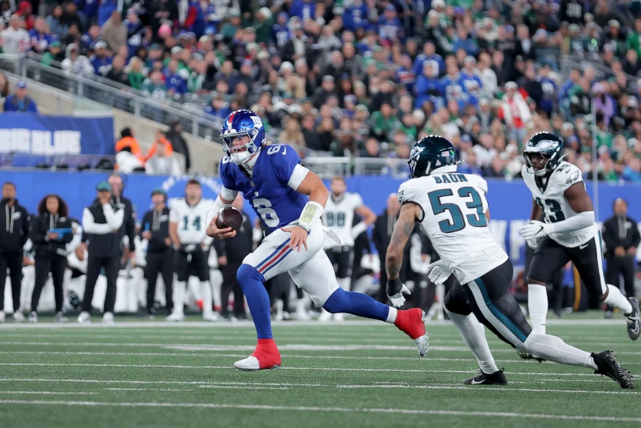 I Guess Jaxson Dart Can Just Launch Himself Headfirst into a Defender, Because He’s a Protected Quarterback