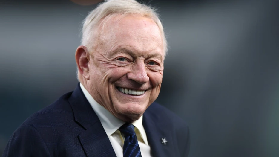 Jerry Jones saw Jalen Carter ejection as &quot;the man upstairs evening it up&quot;