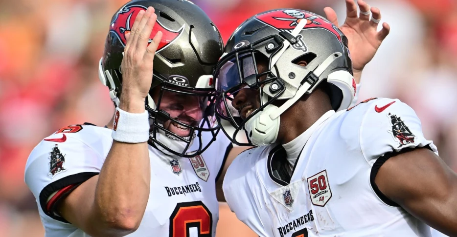 Notes and stats from the Buccaneers 30-19 win over the 49ers