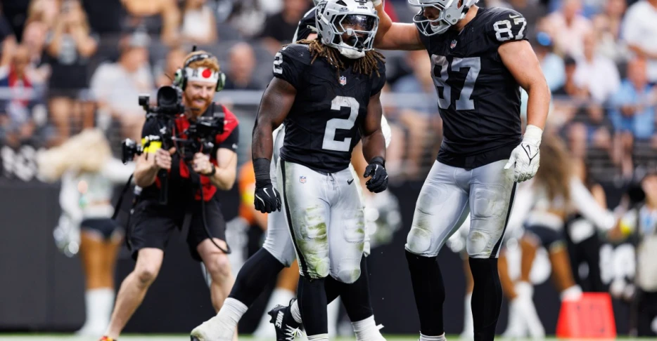 Raiders are double-digit underdogs Week 7 vs. the Chiefs