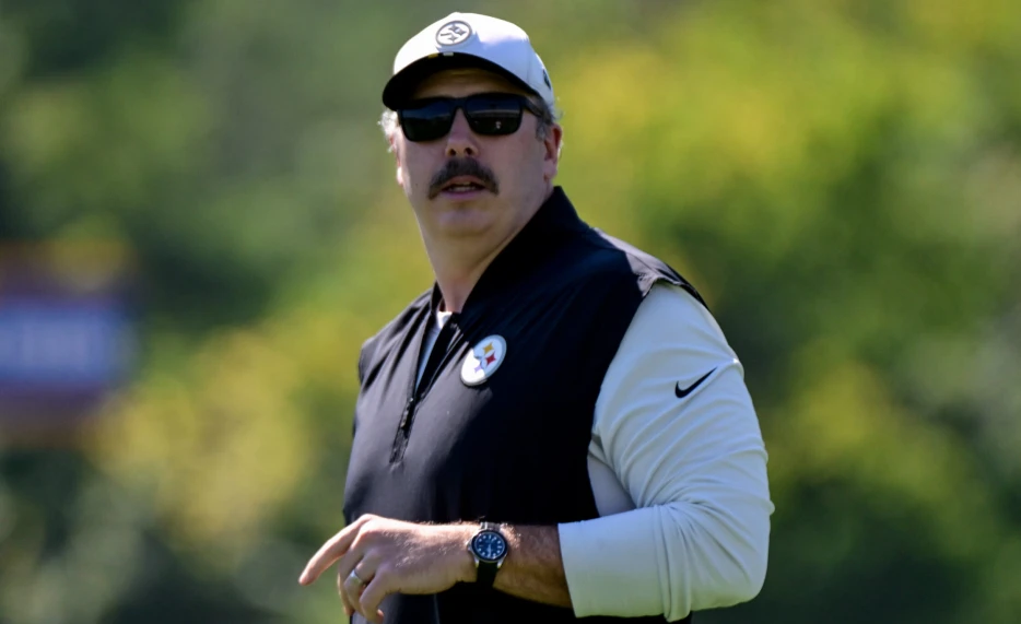 Steelers OC Arthur Smith Already Getting Head Coach Buzz
