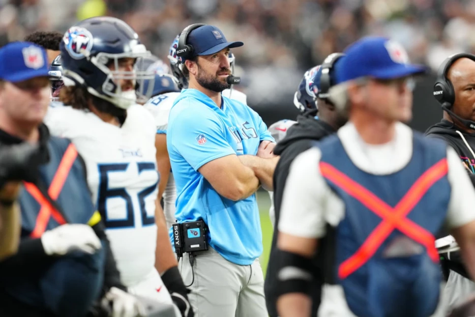 Tennessee Titans Fire Head Coach Brian Callahan After Losing to Raiders