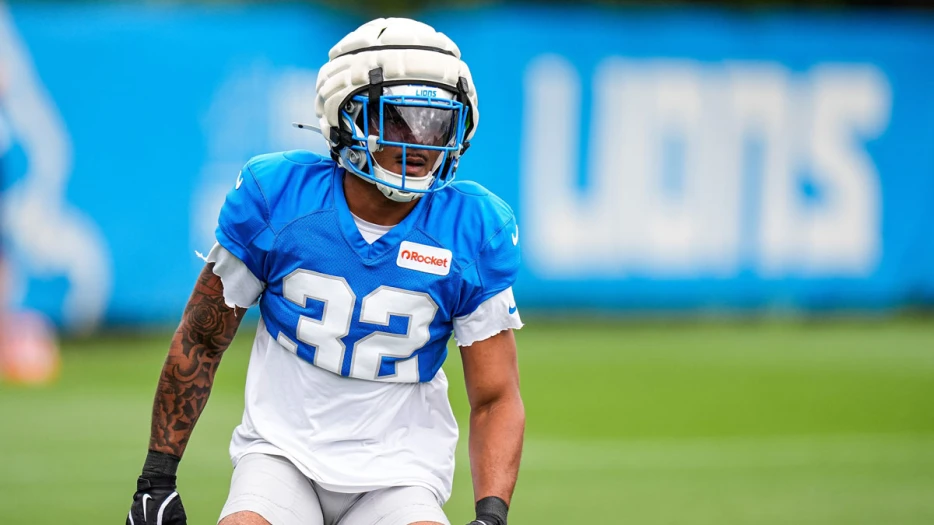 The play that sparked Brian Branch’s outburst vs. JuJu Smith-Schuster after Lions-Chiefs