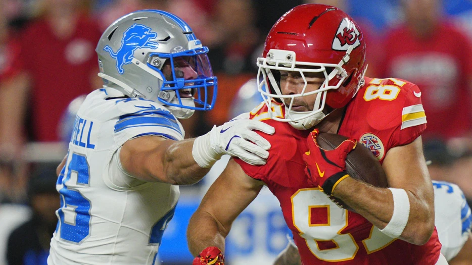 Travis Kelce leaps past Jason Witten on all-time NFL list