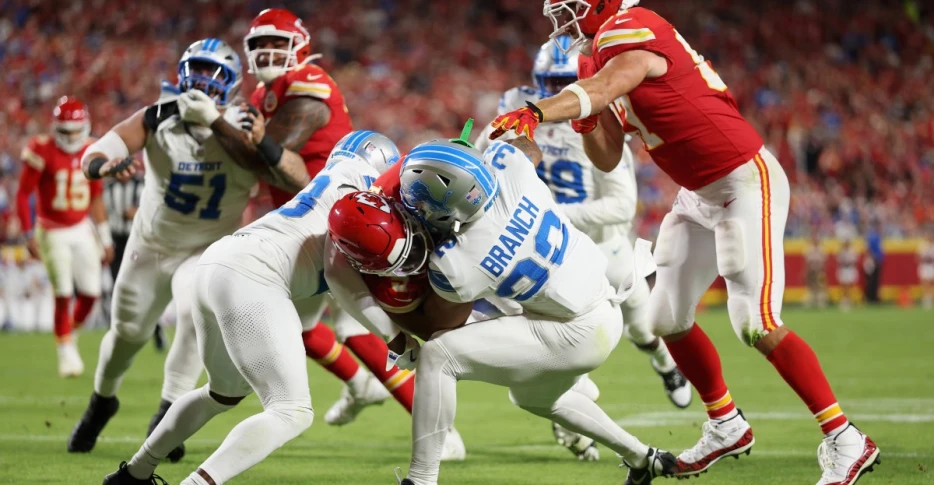 Arrowheadlines: Brian Branch suspended for clash with JuJu Smith-Schuster