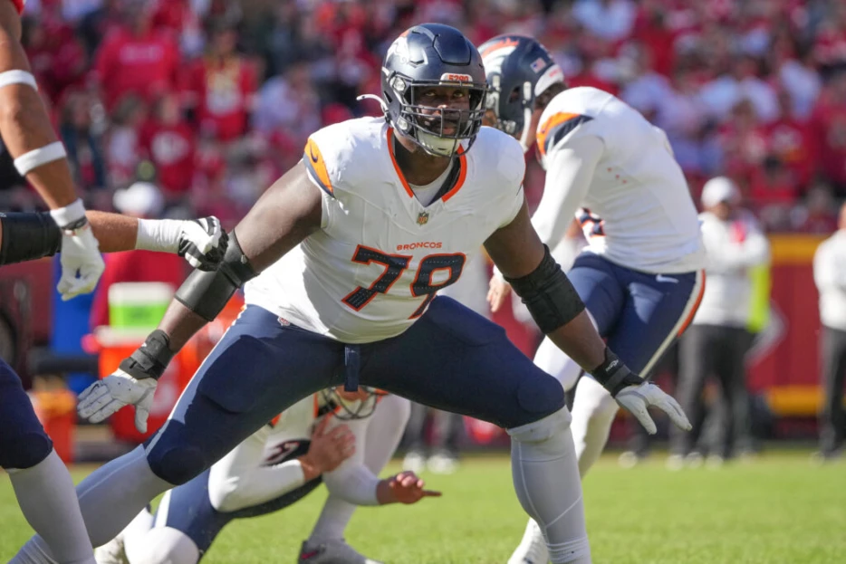 Broncos Place OL Matt Peart On IR, Promote OL Calvin Throckmorton