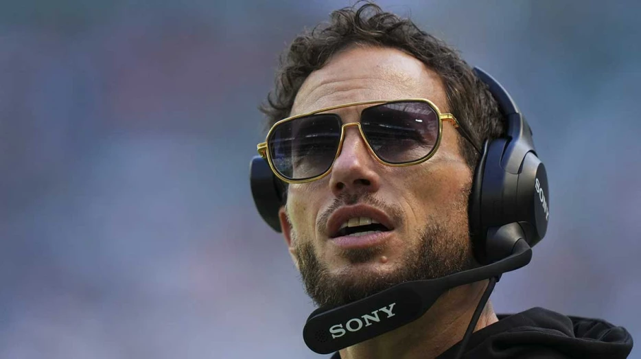 Dolphins’ Mike McDaniel reveals owner conversations as seat gets hotter
