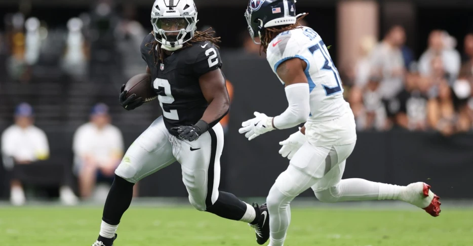 Raiders’ win over floundering Titans does little in Week 7 NFL Power Rankings