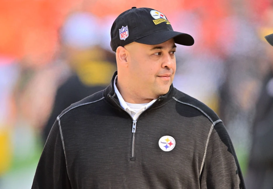Analyst Predicts Steelers Make Blockbuster Deal at Trade Deadline