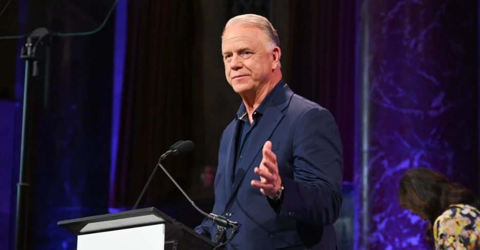 Bengals News (10/15): Boomer Esiason says Bengals should trade Trey Hendrickson