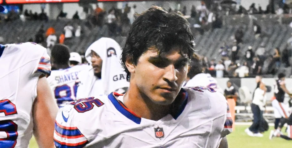 Buffalo Bills release LB Jimmy Ciarlo, CB Jalen Kimber on Tuesday