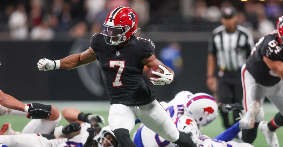 Falcons running back Bijan Robinson is the NFC Offensive Player of the Week