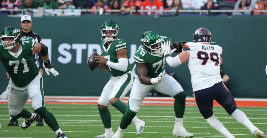 Justin Fields plays ultra-conservatively in New York Jets Week 6 loss