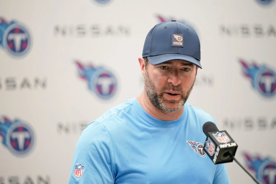 Mike Vrabel Comments on Titans Firing Brian Callahan Ahead of Week 7