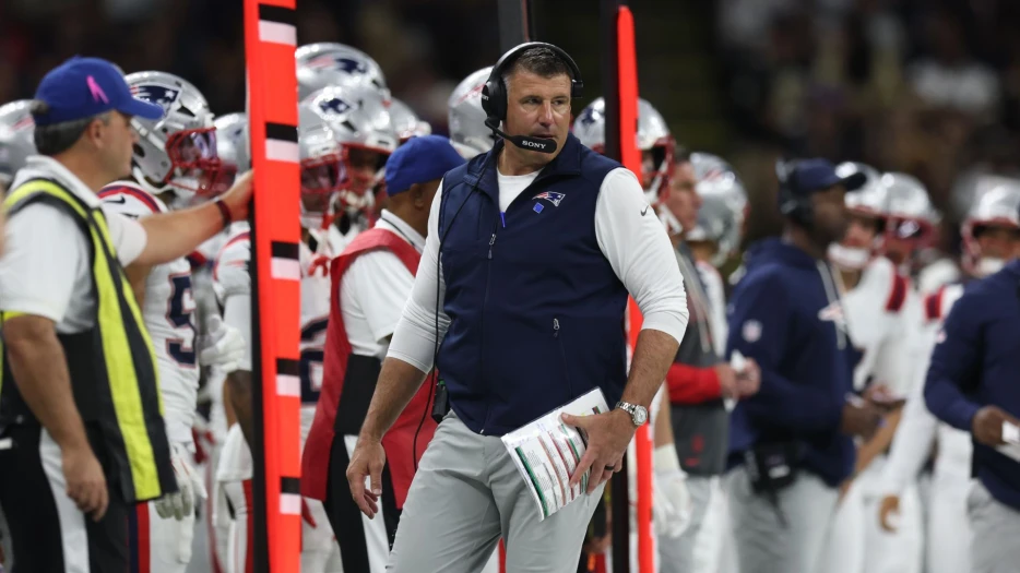 Mike Vrabel Has Telling Reaction To Patriots Being In First Place