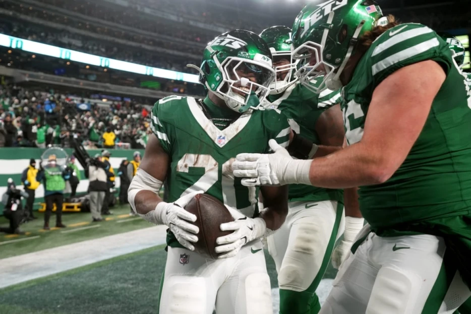 New York Jets Discuss Breece Hall Trade Rumors