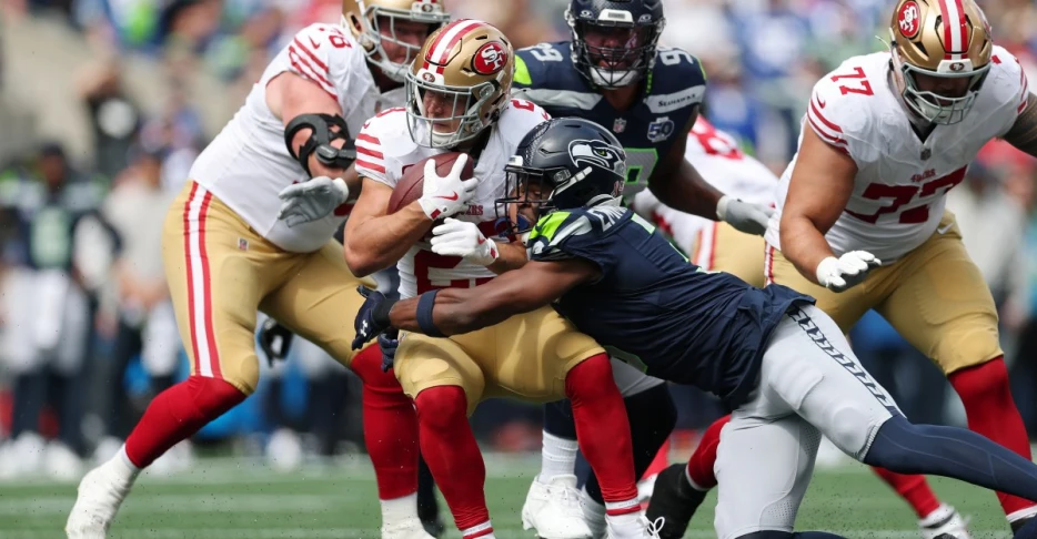 Pre-Snap Reads 10/15: Nick Emmanwori makes the Seahawks D (even more) special