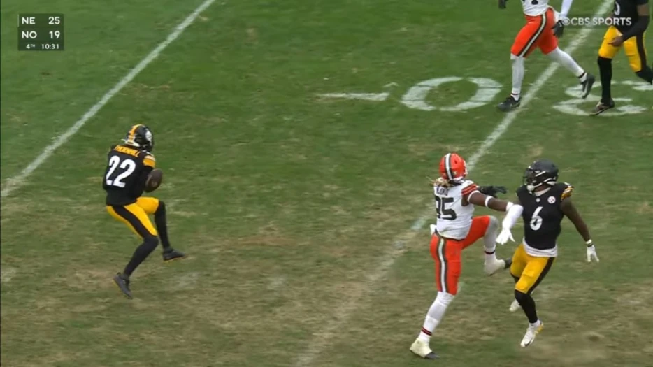 Report: Steelers Players Complained To NFLPA Over ‘Embarrassing’ Acrisure Stadium Field Conditions