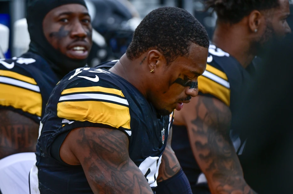 Steelers Starting Safety Unexpectedly Listed as Questionable vs. Bengals