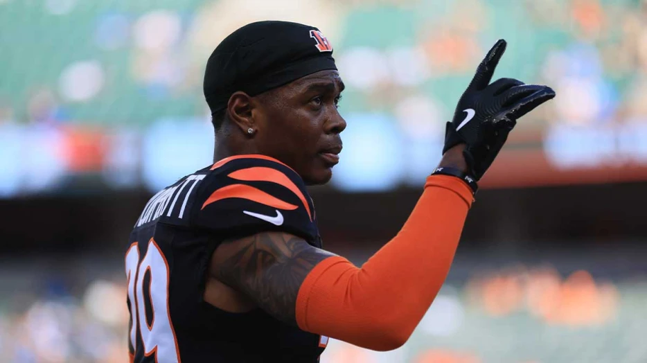 Bengals’ Cam Taylor-Britt a healthy scratch vs. Steelers in surprising twist