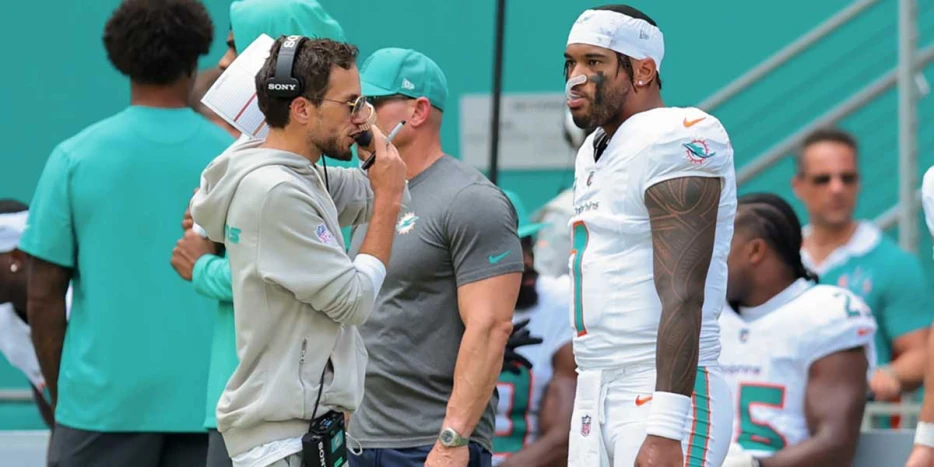 Dolphins rumors: ‘Distraction’ of Miami makes locker room chemistry challenging