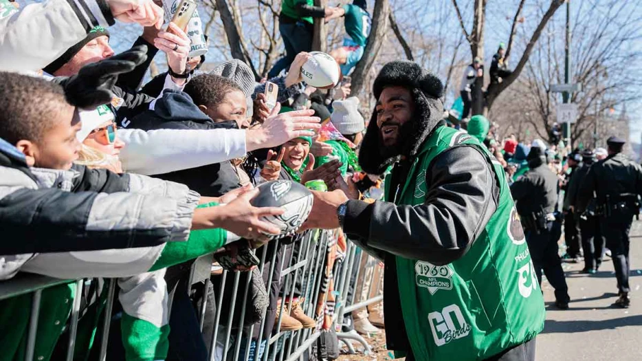 Eagles legend Jason Kelce sounds off on possibility of Brandon Graham unretiring