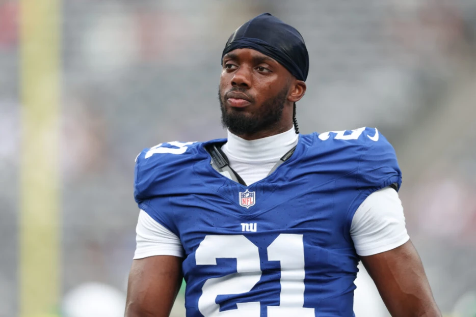 Giants Complete Restructures With CB Paulson Adebo, S Jevon Holland