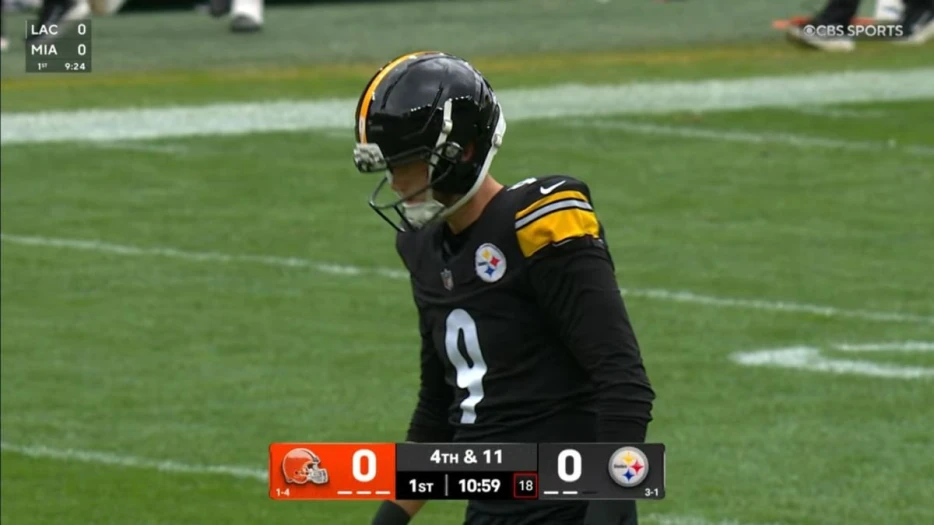 ‘You Have Tiny Feet’: Christian Kuntz Shares How Fans Try To Get In Chris Boswell’s Head