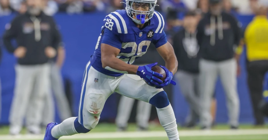 3 things to watch for in Chargers-Colts: How does one simply stop Jonathan Taylor?