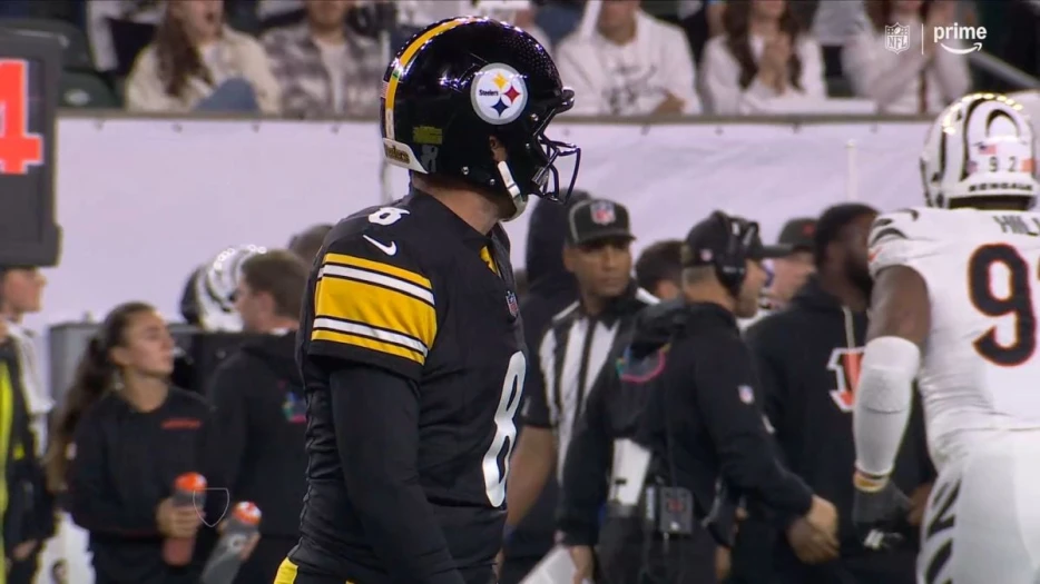 Aaron Rodgers Surpasses Ben Roethlisberger On NFL’s All-Time Passing List