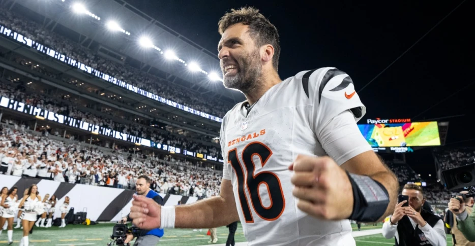 Bengals News (10/17): Joe Flacco saves Christmas